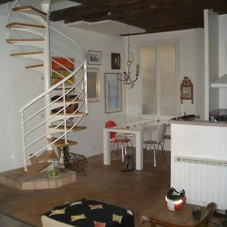 Bed & Breakfast Volta Paris